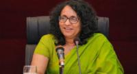 PM Urges Against Politicizing Education